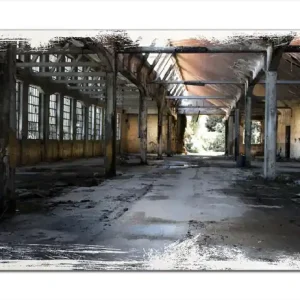 Super-Preis Holzbild Alte Industriehalle leerstehend und einsam 50 x 50 cm