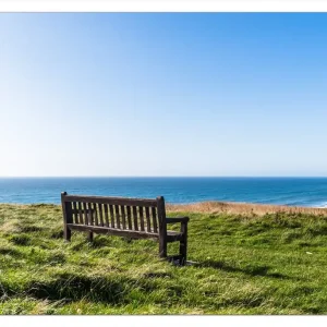 Ausverkauf Selbstklebendes Poster Bank mit Aussicht 61 x 91,5 cm