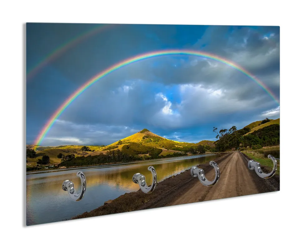 Billig Schlüsselbrett Regenbogen über Hügel