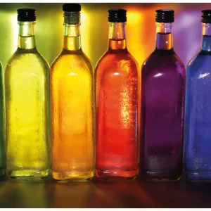 Jetzt Bestellen Selbstklebendes Poster Bunte Flaschen im Regal 61 x 91,5 cm