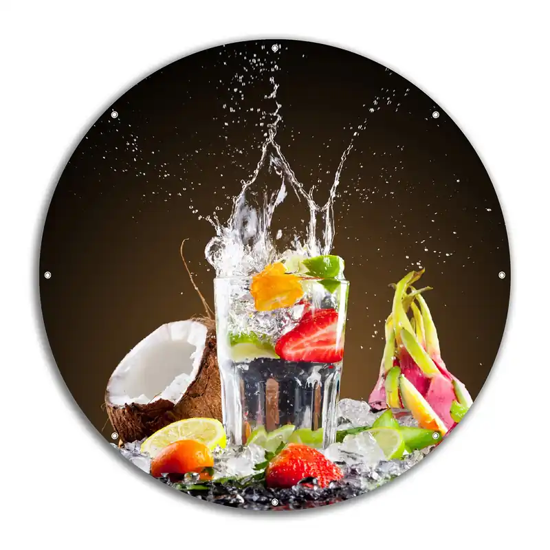 Zertifiziert Gartenposter Tropische Früchte in einem erfrischenden Drink Rund. 60 cm Durchmesser